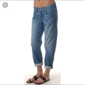 Perfect cond boyfriend jeans, no tags